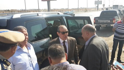 اللواء سعيد شلبى يستمع للواء مجدى عبد العال واللواء اشرف عبد القادر