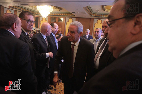 وصول وزير الصناعة والتجارة المهندس طارق قابيل
