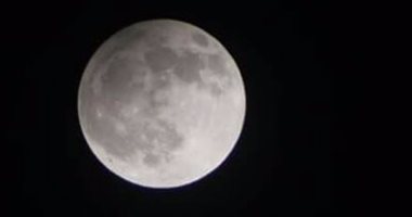 القمر القمر