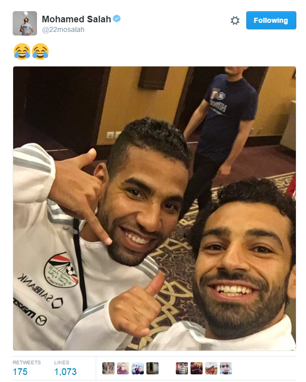 3/ سيلفى يجمع صلاح ومؤمن زكريا داخل معسكر المنتخب استعدادا لغانا