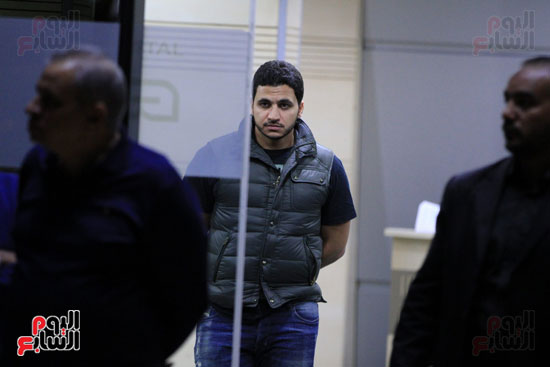 وفاة محمود عبد العزيز (18)