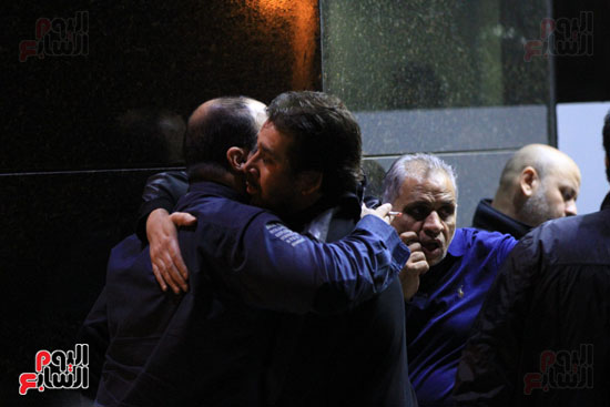 وفاة محمود عبد العزيز (4)