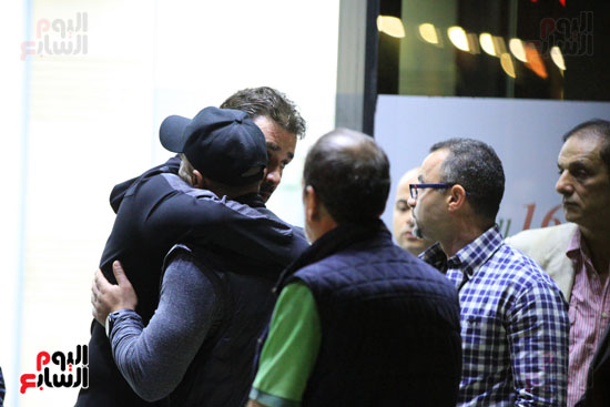 وفاة محمود عبد العزيز (10)