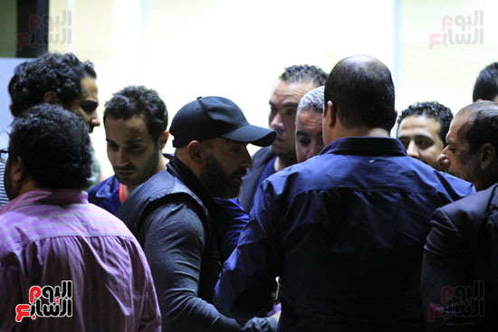 وفاة محمود عبد العزيز (11)