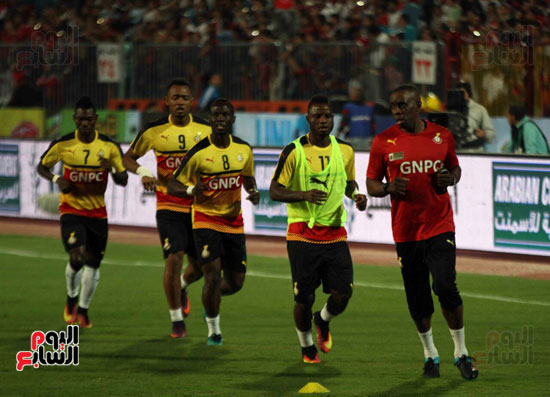 لاعبو منتخب غانا، بأداء الإحماءات، على استاد برج العرب، استعداداً لمواجهة منتخب مصر (2)