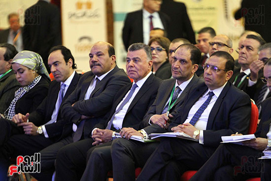 وزير الصناعة حجم الواردات المصرية وصل إلى 80 مليار دولار (16)