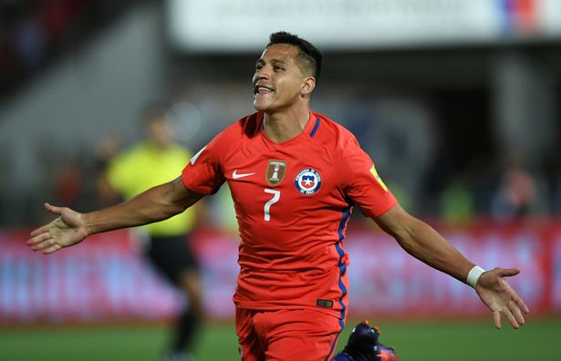 Chiles-forward-Alexis-Sanchez-celebrate
