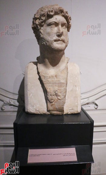 •	تمثال نصفى للأمبراطور "هادريان" احد الاباطرة الرومان