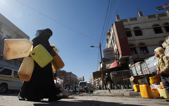 هدوء حذر فى اليمن بعد دخول هدنة وقف إطلاق النار حيز التنفيذ