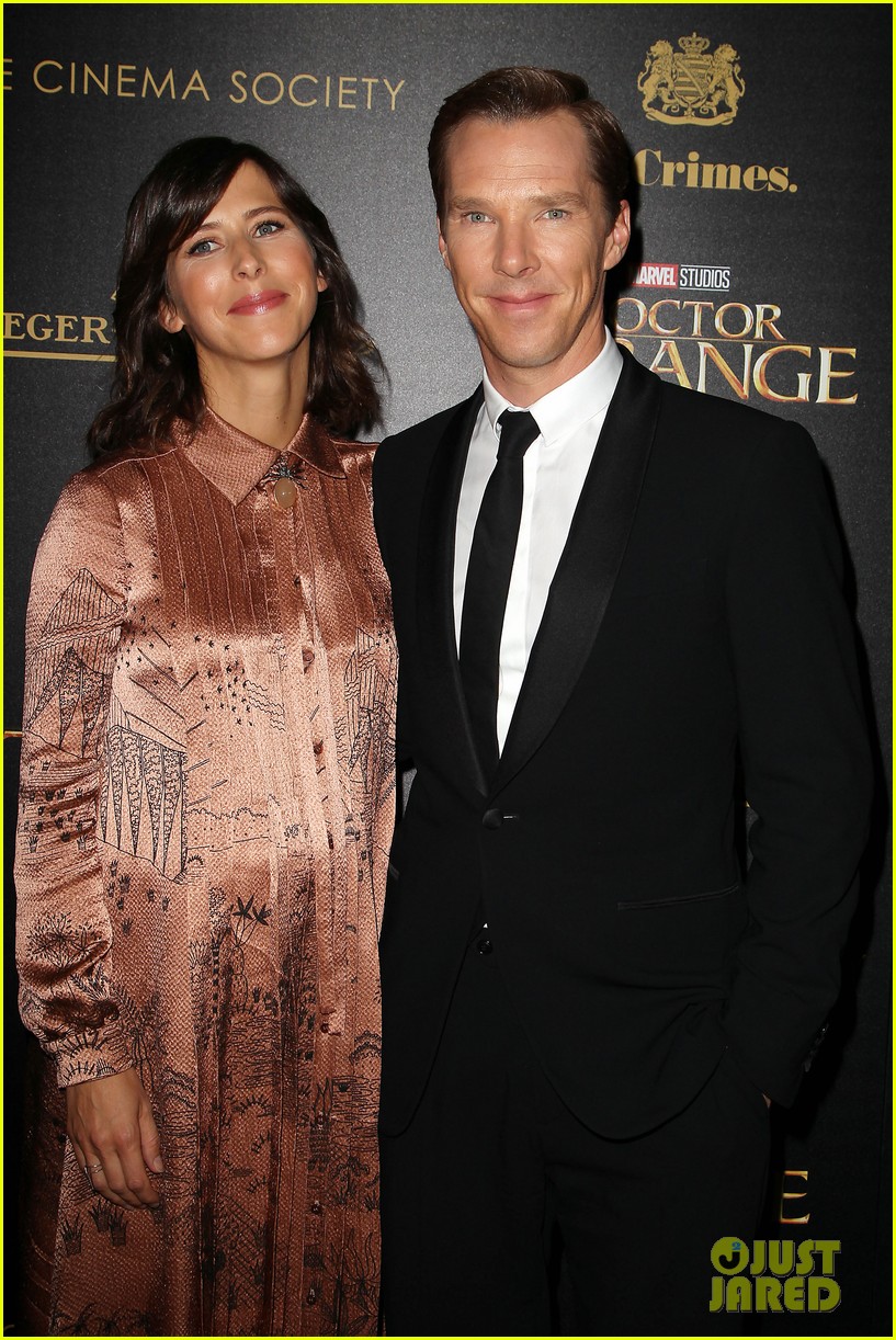 benedict-cumberbatch-attends-special-screening-of-doctor-strange-in-nyc-02