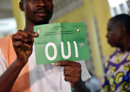 ساحل العاج تصوت بـنعم فى استفتاء على دستور جديد  (5)
