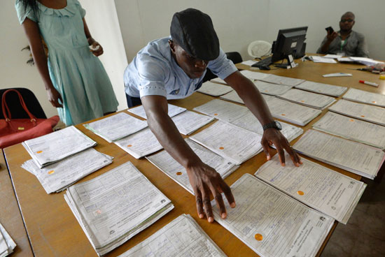 ساحل العاج تصوت بـنعم فى استفتاء على دستور جديد  (15)