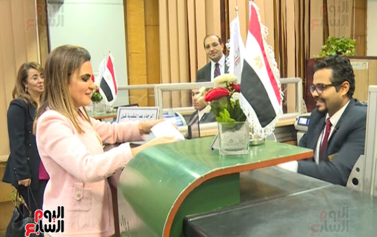  الدكتورة سحر نصر وزيرة التعاون الدولى تنهى إجراءات تبرعها لصندوق تحيا مصر