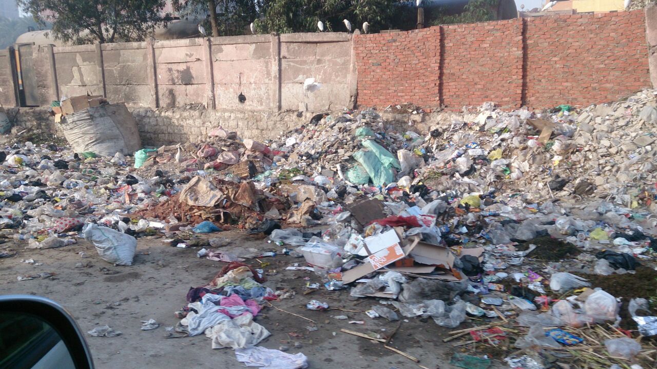 انتشار القمامة بشوارع المحافظة