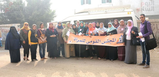  أعضاء القومى للمرأة والرائدات الريفيات المشاركين فى الحملة