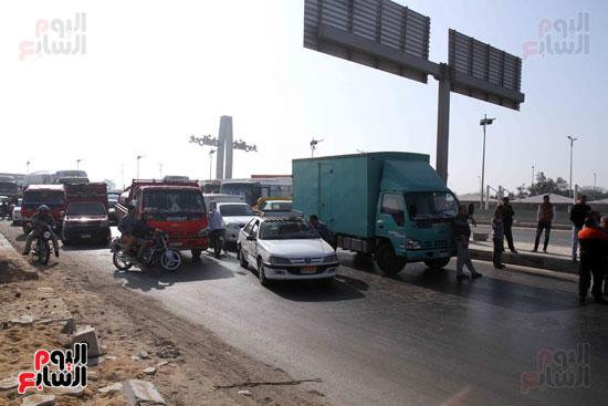 توقف حركة المرور بطريق مصر اسكندرية (5)