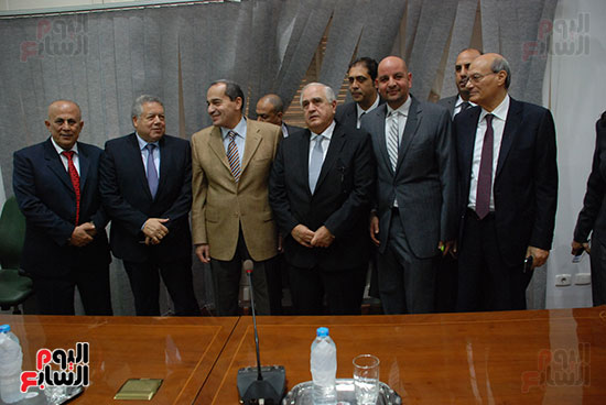 وزير الزراعة والمهندس محسن البلتاجى رئيس جمعية هيا وعدد من المصدرين 