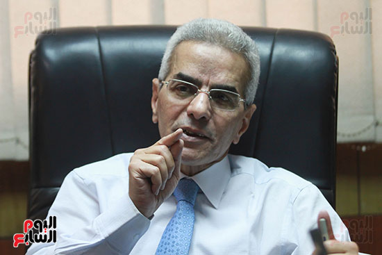 رئيس الشركة المصرية للأدوية فى حوار لـاليوم السابع  (4)