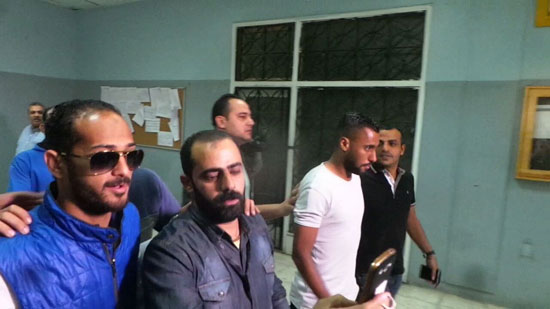 عبد الله السعيد ومؤمن زكريا ووليد سليمان فى زيارة لمستشفى أبو الريش