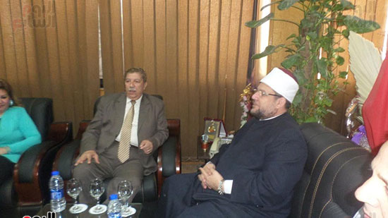 وزير الأوقاف يصل للإسماعيلية (1)