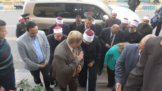 وزير الأوقاف يصل للإسماعيلية (11)