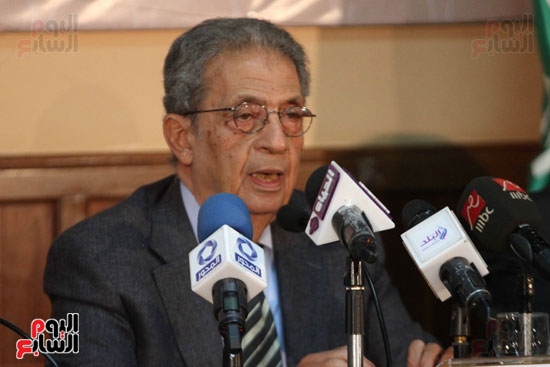 السيد عمرو موسي