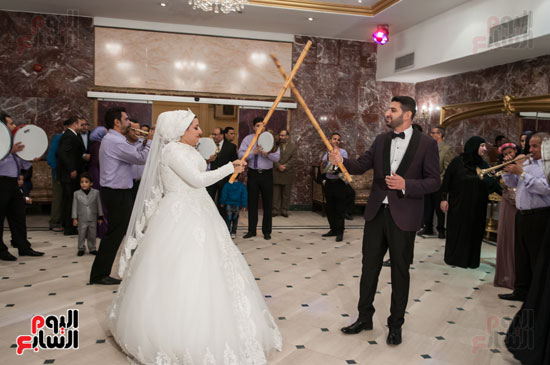  رقصة صعيد بين العروسين 