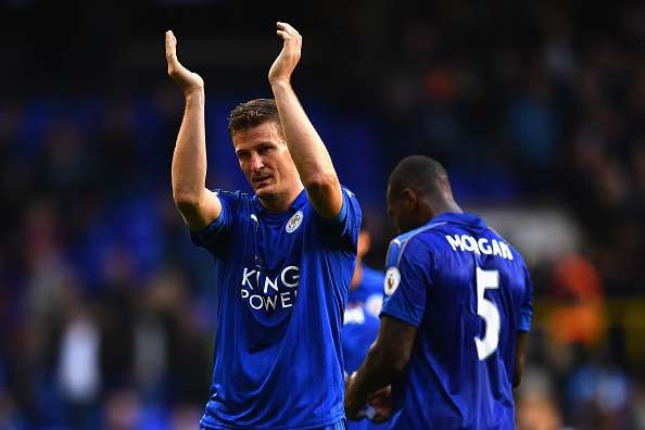 619015430-robert-huth-of-leicester-city-applauds-away-gettyimages-1480227401-800