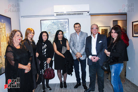 افتتاح معرض أسطح زمنية لـ أحمد شيحا بجاليرى مصر (39)