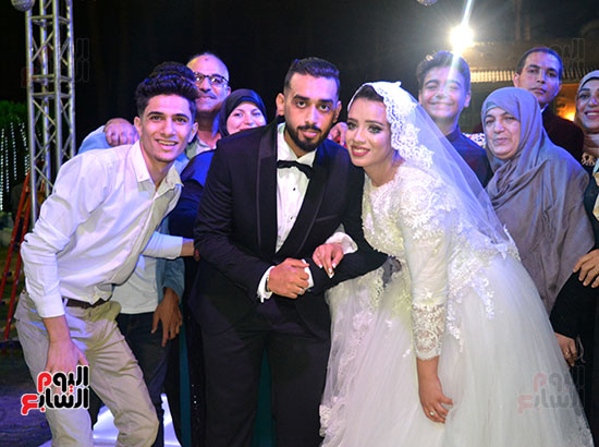 الزميل أحمد الشاذلى يحتفل بزفافه على منه الله هشام (22)