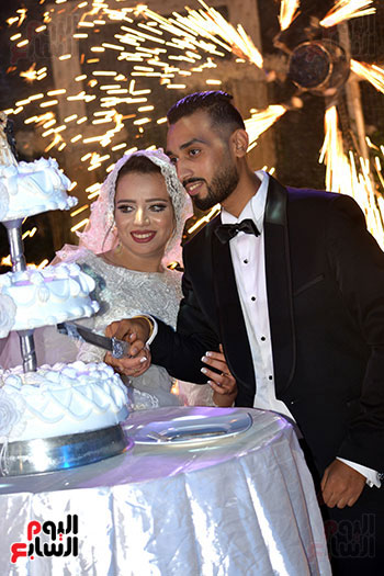 الزميل أحمد الشاذلى يحتفل بزفافه على منه الله هشام (1)