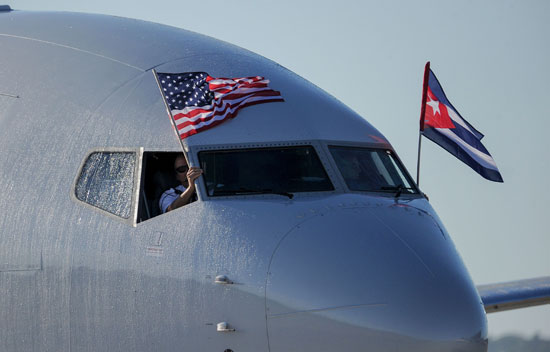 منذ 50 عاما.. أول طائرة أمريكية تهبط بكوبا فى أول رحلة بين ميامى وهافانا