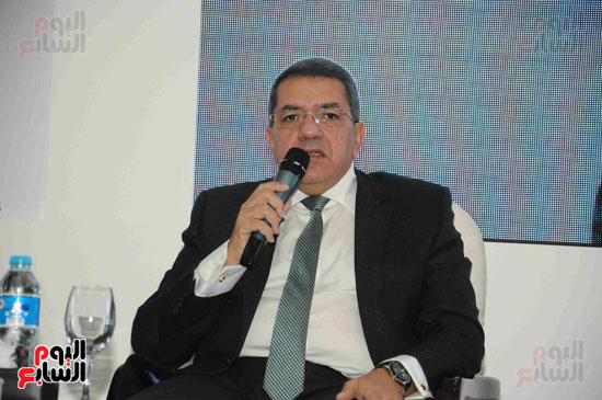 د.عمرو الجارحى وزير المالية