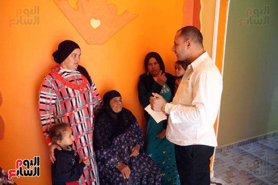 تحيا مصر يسلم 30 منزلا للأسر الفقيرة بعد تأهيليم بكفر الشيخ (22)