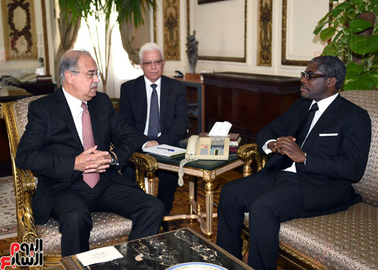 رئيس الوزراء يستقبل  رئيس غينيا (4)
