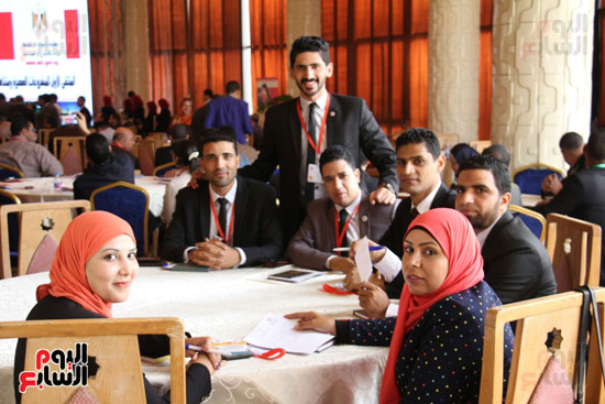 عدد من شباب حزب مستقبل وطن خلال الملتقى
