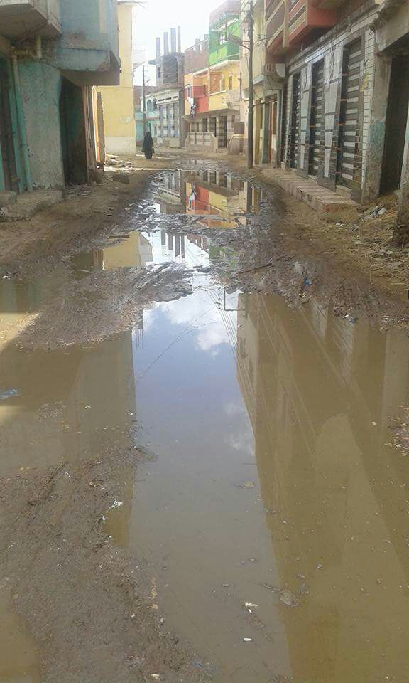 انتشار كبير لمياه الصرف الصحى في قرية الفقهاء