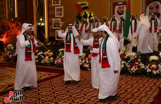 رقص الفرقة الشعبية الاماراتية