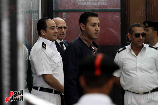 محاكمة حبيب العادلى و12 آخرين بتهمة الاستيلاء على أموال الداخلية (3)