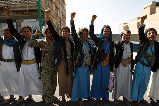 الحوثييون يرفضون خطة السلام الأممية بالمظاهرات فى صنعاء