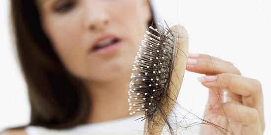 تساقط الشعر أثناء الرضاعة الطبيعية
