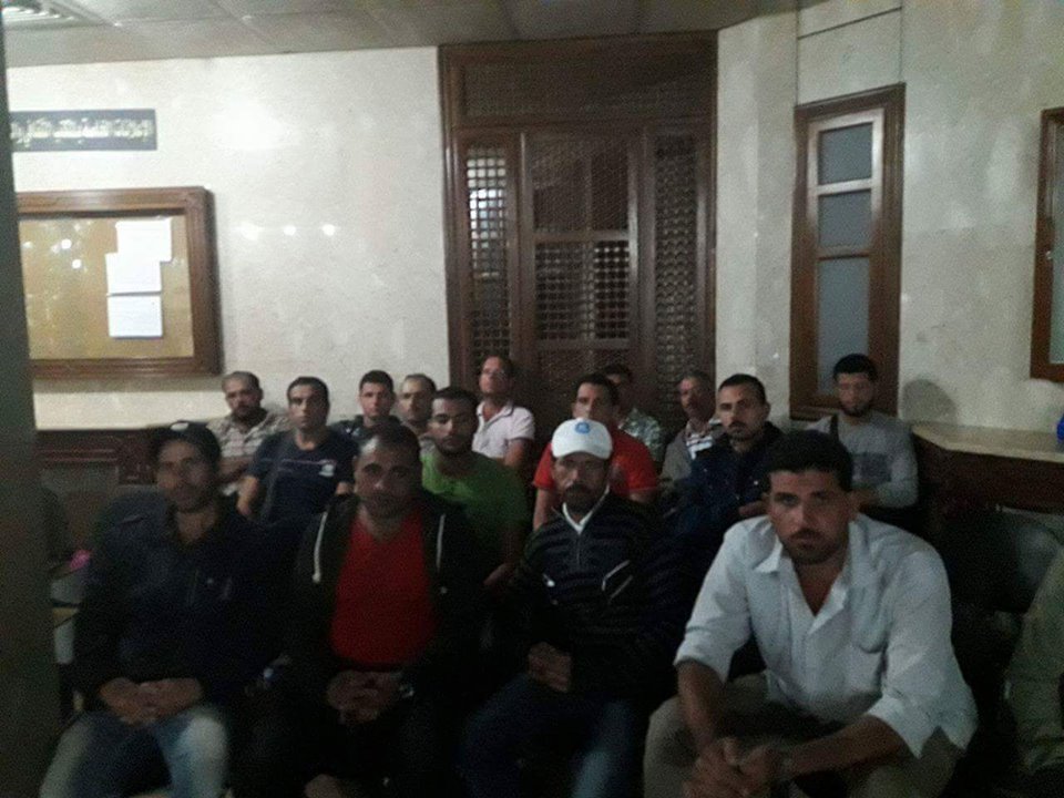 2-     اعتصام 32 صياد بالسفارة المصرية بالرياض