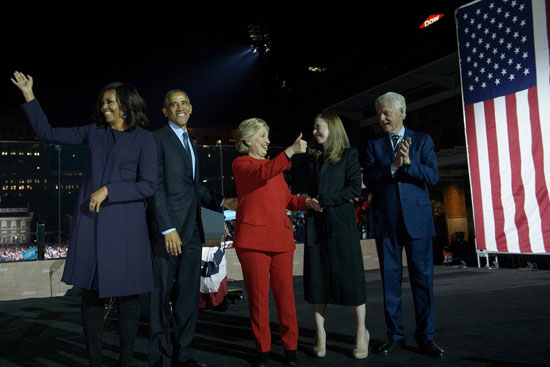 هيلارى وأوباما وكلينتون وميشيل أوباما