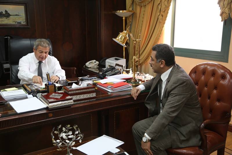 ابو فريخة مع وزير الرياضة