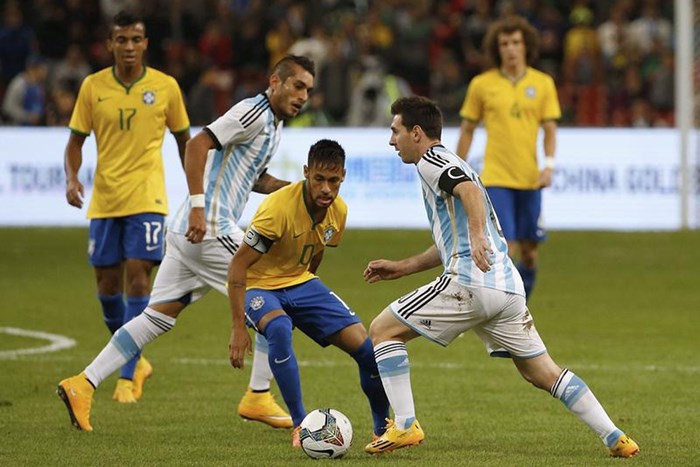 مواجهة سابقة بين البرازيل والارجنتين