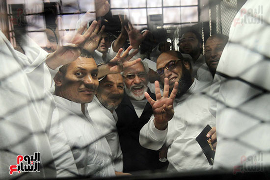 محاكمة نجل مرسى وقيادات الإخوان بـفض رابعة (14)