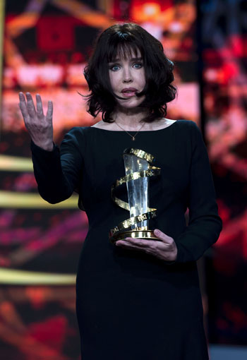 تكريم إيزابيل أدجانى وعدد من النجوم فى مهرجان مراكش السينمائى الدولى  (14)