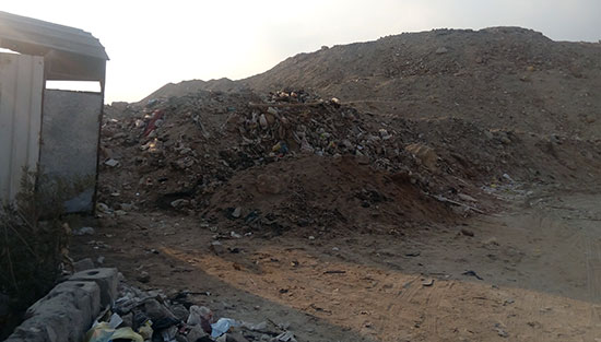 مقلب قمامة بصحراء الطوب الرملى  (4)