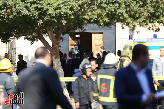 مدير امن القاهرة يتفقد حادث الكاتدرائية (1)