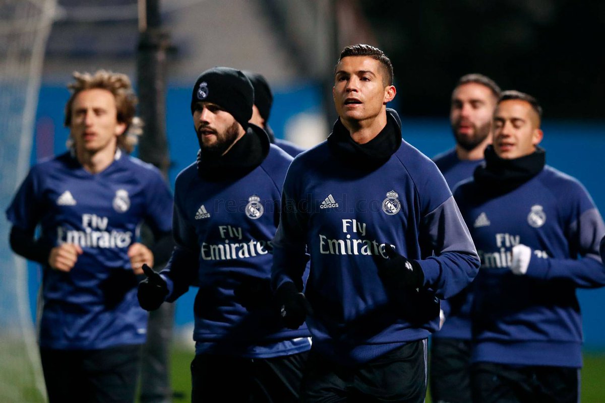 ريال مدريد ينهى أول تدريبات استعدادًا لكلوب امريكا ريال مدريد ينهى أول تدريبات استعدادًا لكلوب امريكا